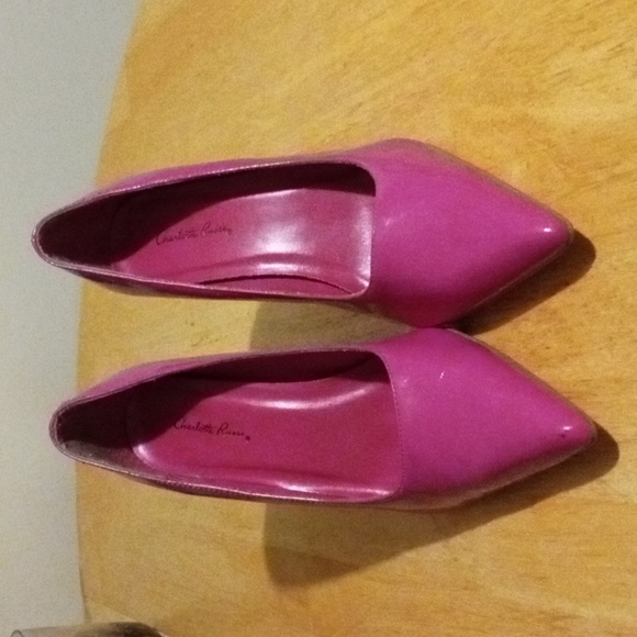 CHARLOTTE RUSSE CLOSED TOE POINTY PUMPS DARK PINK SIZE 9 APPROXIMATELY 4" HEEL - Picture 3 of 6